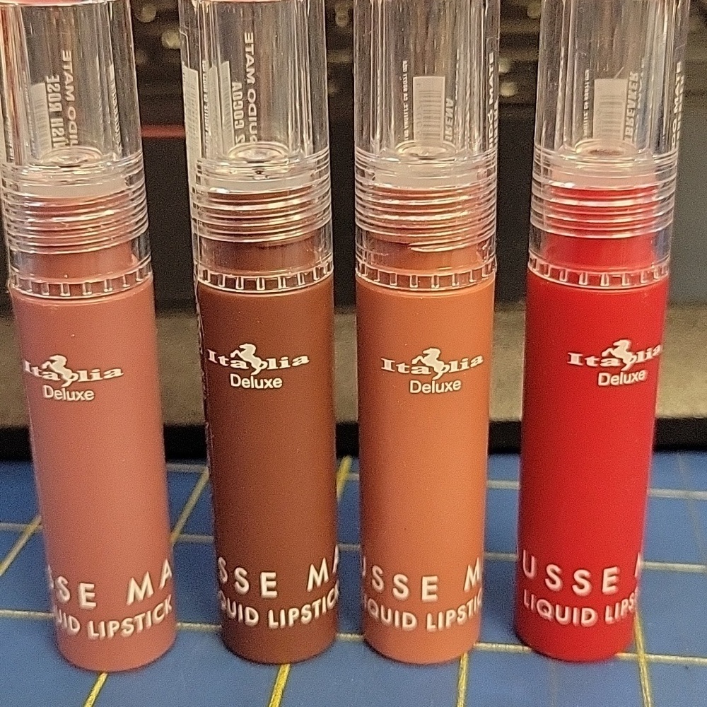Italia Deluxe Mousse Matte Liquid Lipsticks Set of 4